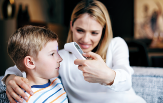 InUse_NC200_mother-boy-measurement