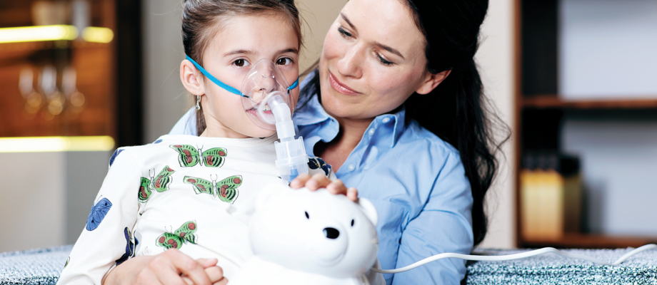 Effective inhalation with compressor nebuliser by Microlife.